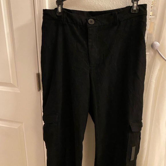 NWOT 🖤 💣 BLACK CARGO PANTS BLACKMILK BELT POCKETS SIZE 12 - Picture 9 of 16
